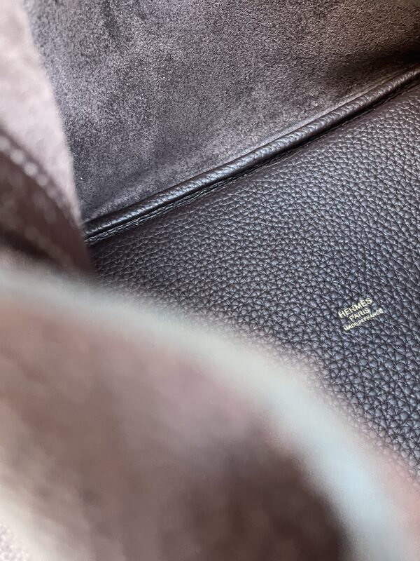 Hermes borsa Picotin Lock 22 Taurillon Clemence colore “rouge sellier” - immagine 11