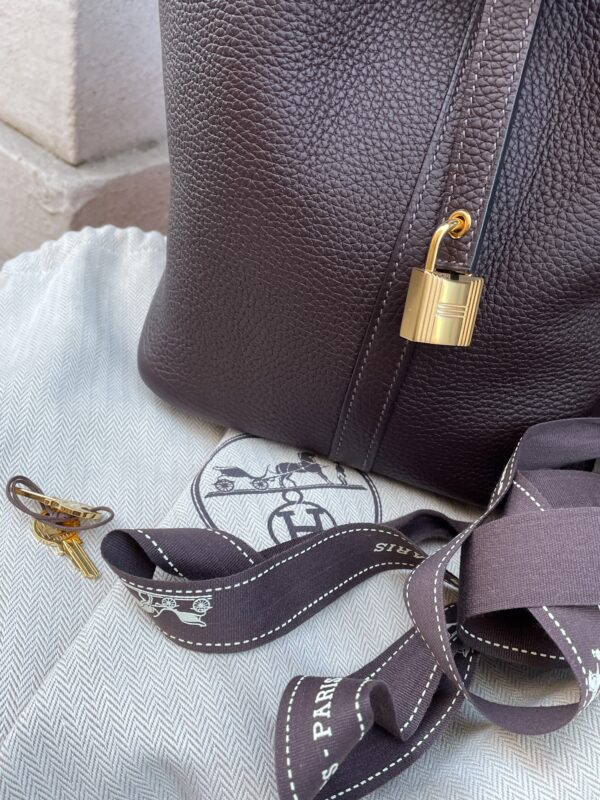 Hermes borsa Picotin Lock 22 Taurillon Clemence colore “rouge sellier” - immagine 15