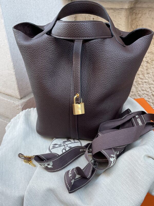 Hermes borsa Picotin Lock 22 Taurillon Clemence colore “rouge sellier” - immagine 4